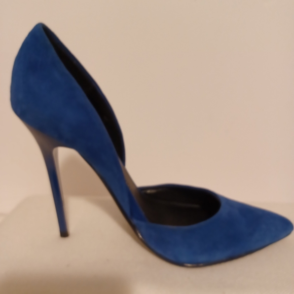 STEVE MADDEN Women's Blue Faux Suede High Heel Pumps. Size 6.5M - Picture 6 of 11
